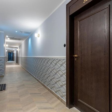 Apartament Palacowy Polonia Z Miejscem Parkingowym Łódź Exterior foto